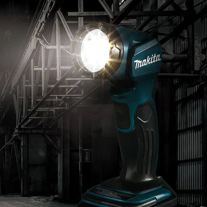 Makita DML815 LED Job Site Light – Robust and High-Performance Lighting Solution